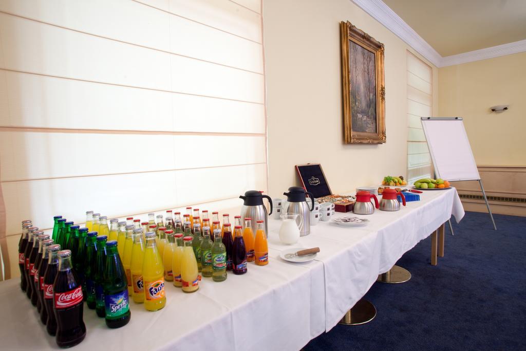 Parkhotel Na Baracke Nova Dubnica Ngoại thất bức ảnh