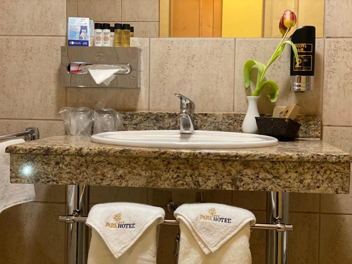 Parkhotel Na Baracke Nova Dubnica Ngoại thất bức ảnh