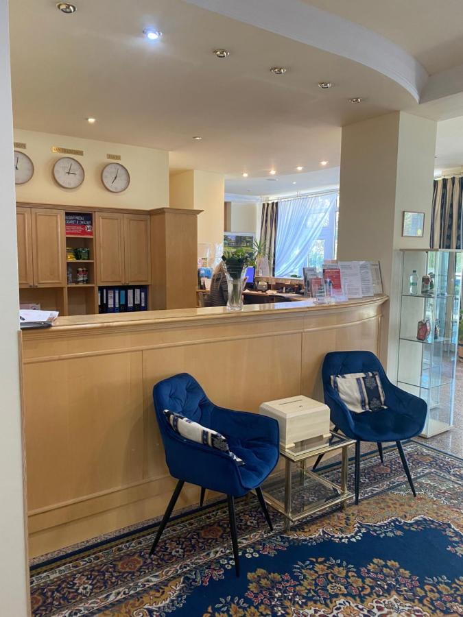 Parkhotel Na Baracke Nova Dubnica Ngoại thất bức ảnh