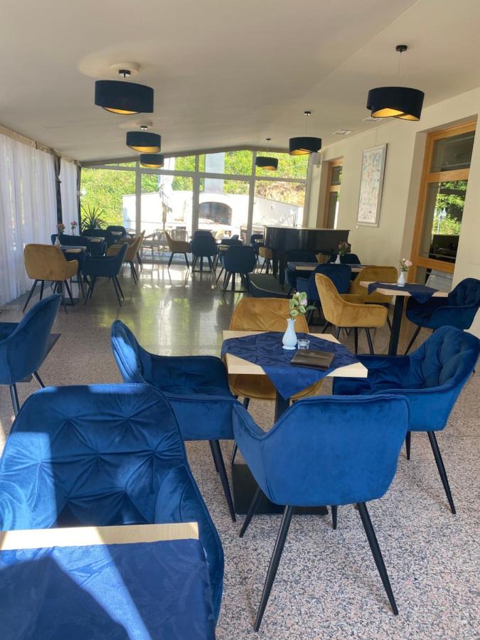 Parkhotel Na Baracke Nova Dubnica Ngoại thất bức ảnh